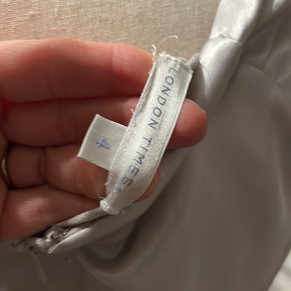 Black/silver fitted size 4 dress.  Very flattering to the figure! - Picture 3 of 3